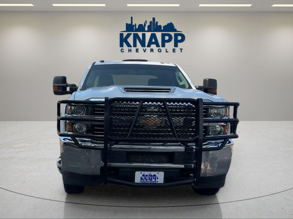 2017 Chevrolet Silverado 3500HD — side profile view
