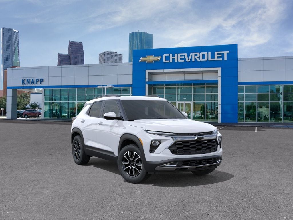 2026 Chevrolet Trailblazer ACTIV in Iridescent Pearl Tricoat — front three-quarter view